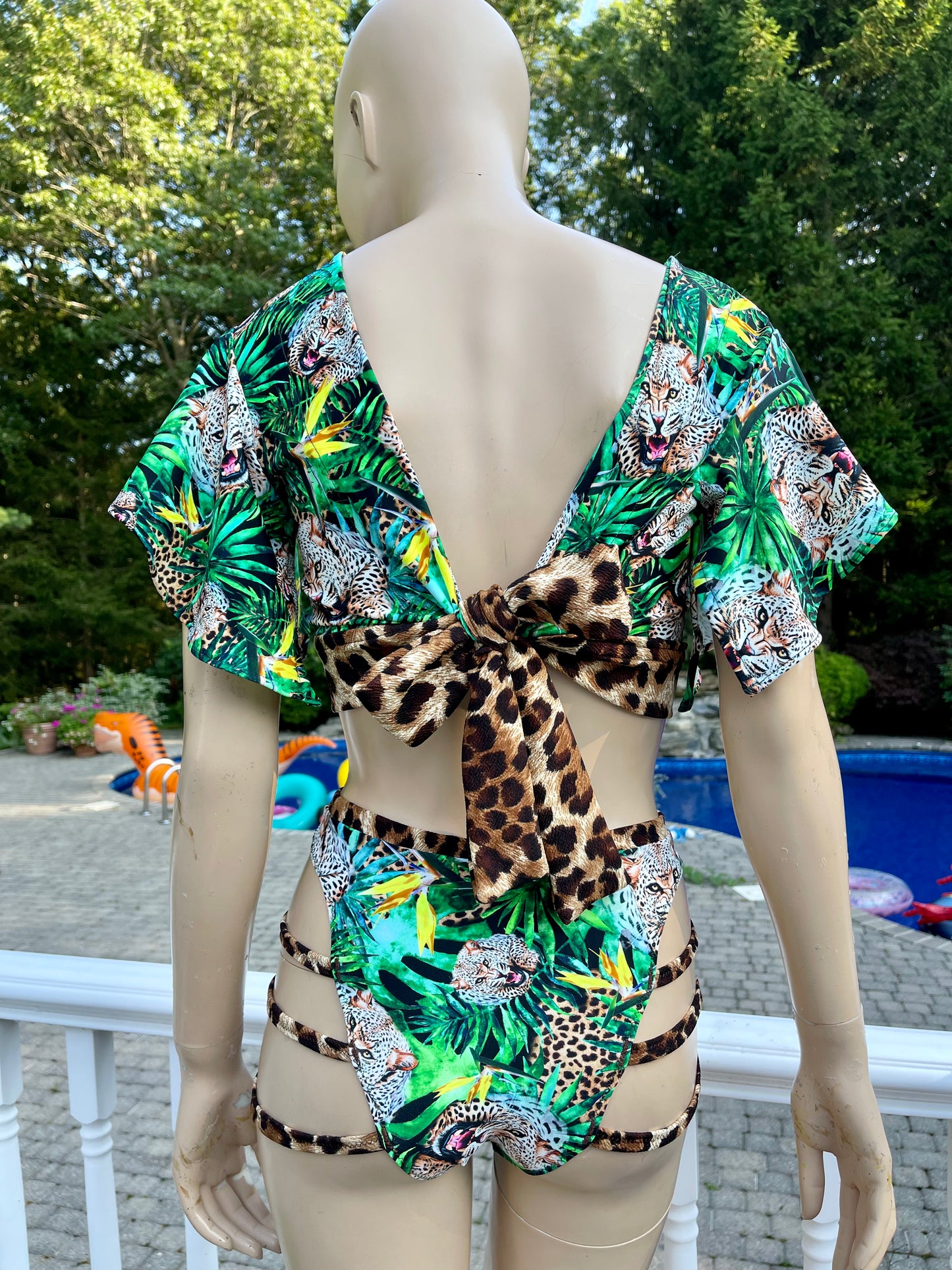 Leopard In the Jungle Plunge Crop Top with Ruffled Sleeves
