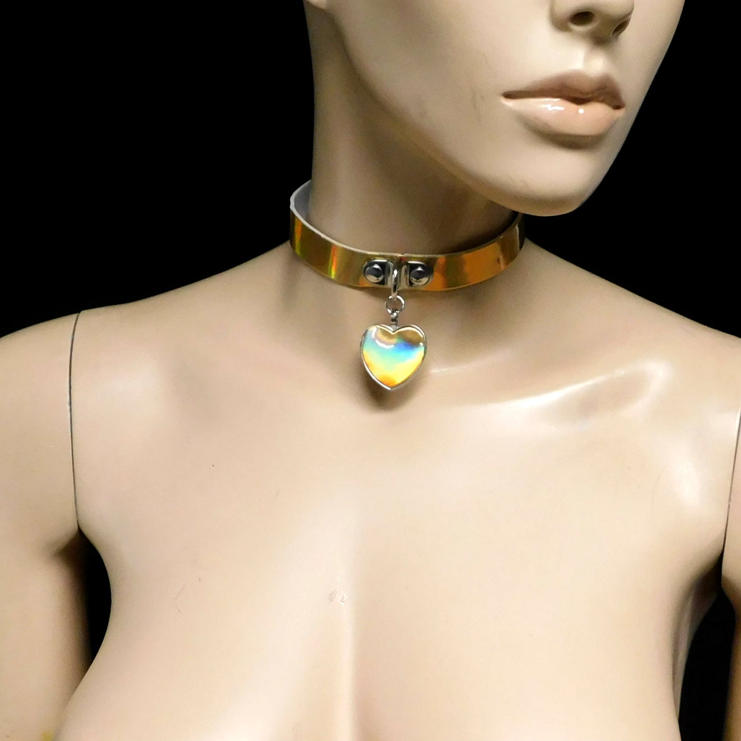 Holographic Choker Necklace with Heart Pendant