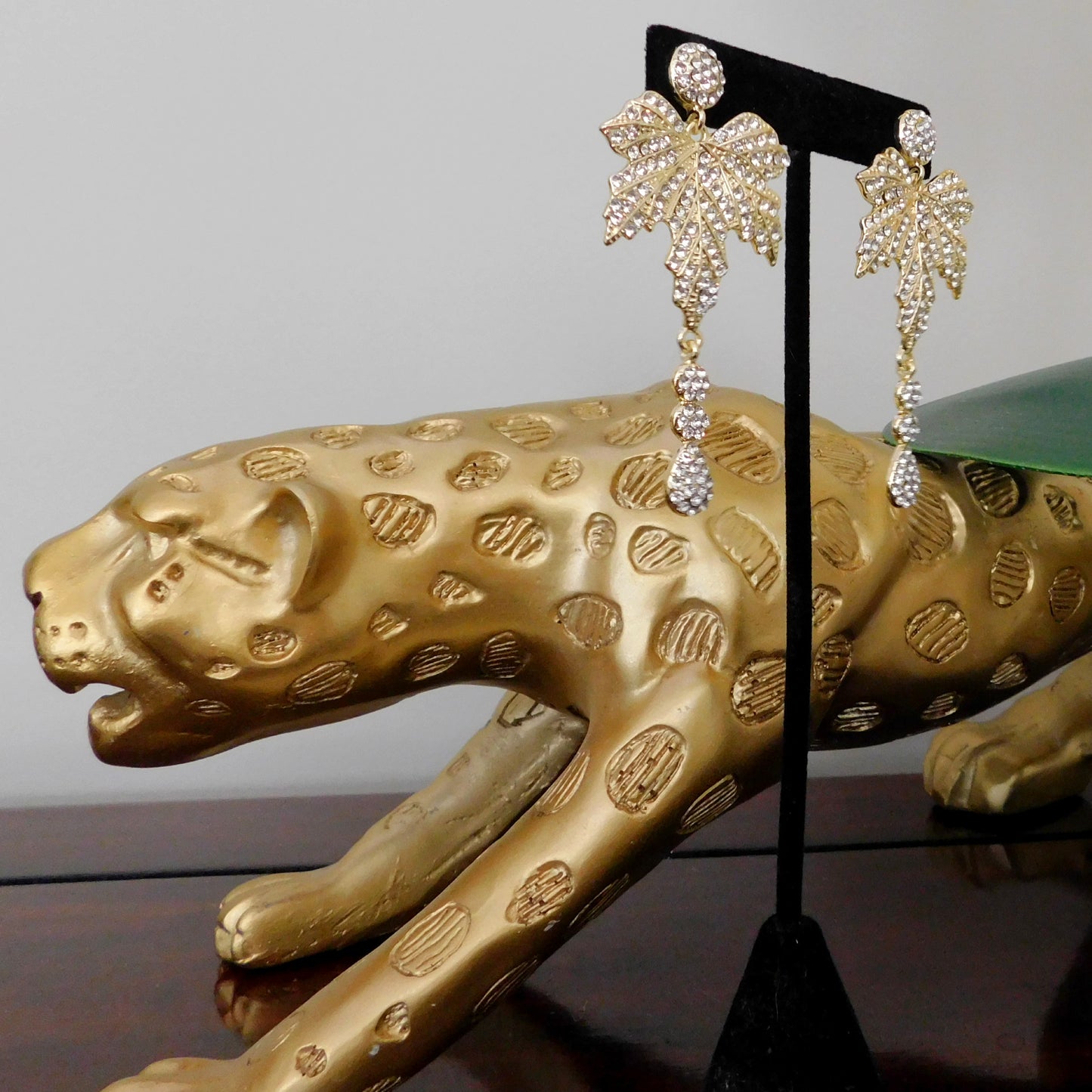Clear and Gold Crystal Rhinestone Flower Leaf Dangle Earrings Fashion Jewelry